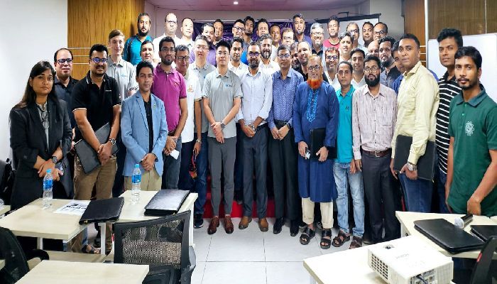 কম্পিউটার সোসাইটি ও হুয়াই-এর উদ্যোগে প্রশিক্ষণ কর্মশালা