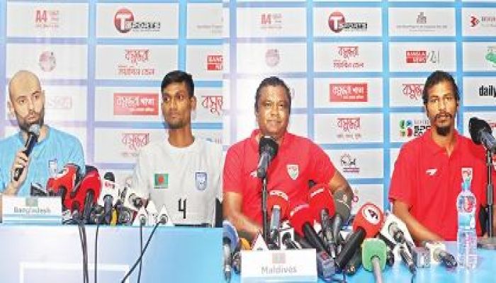 প্রীতি ম্যাচের আড়ালে লড়াইয়ের আবহ